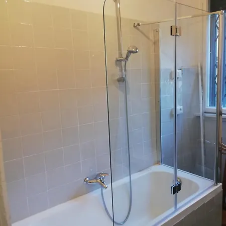 Di Fronte Alla Casa Di Carducci Apartamento *