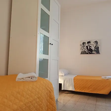 Apartamento Di Fronte Alla Casa Di Carducci Bolonia