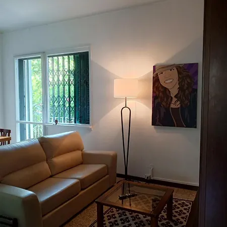 Di Fronte Alla Casa Di Carducci * Bologna